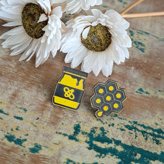 BEE & HONEY POT - STUD EARRINGS